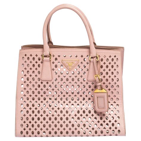 prada saffiano tote light pink|prada saffiano leather shoulder bag.